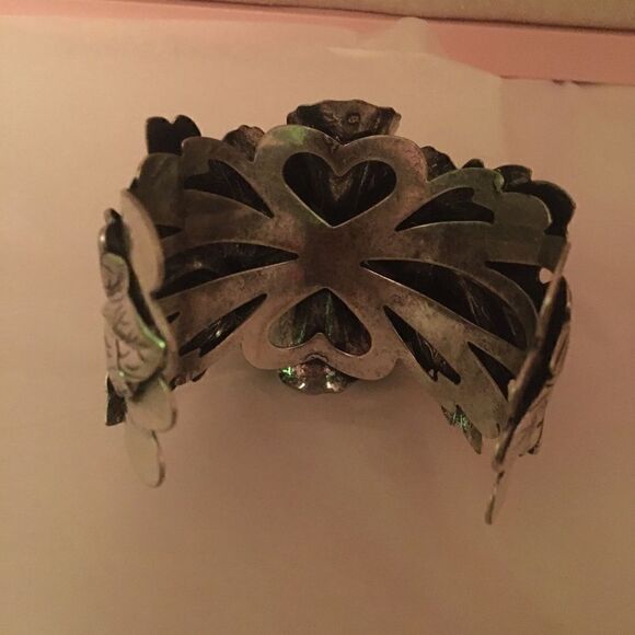 ROSE cuff - Picture 3 of 6